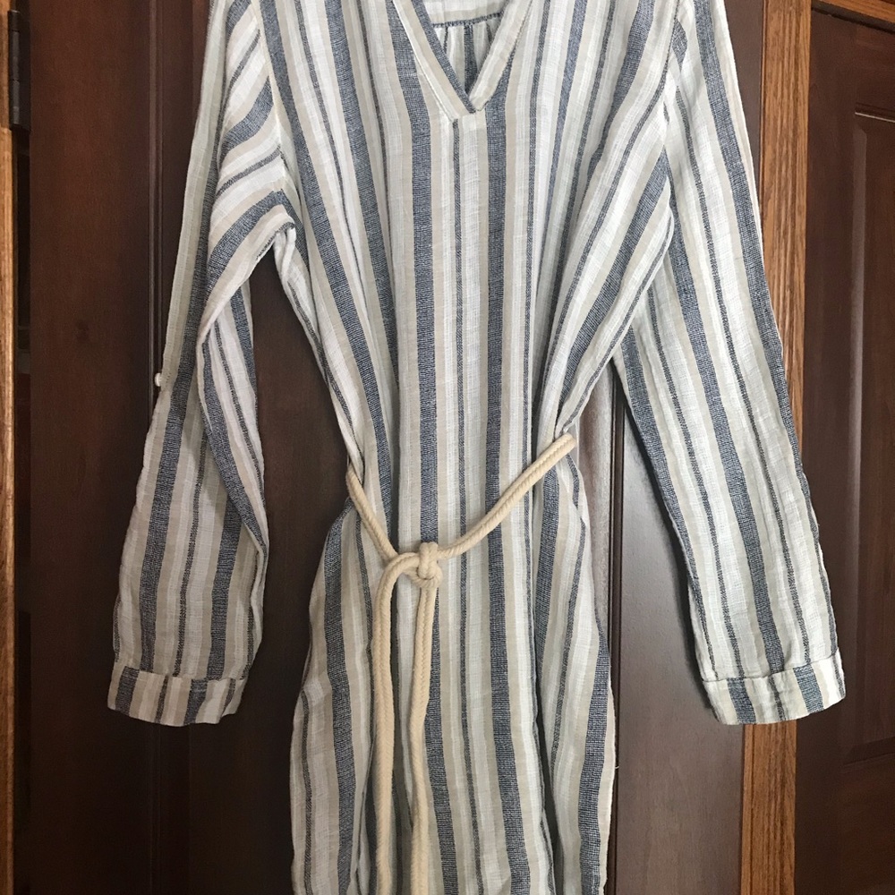 Dress - medium